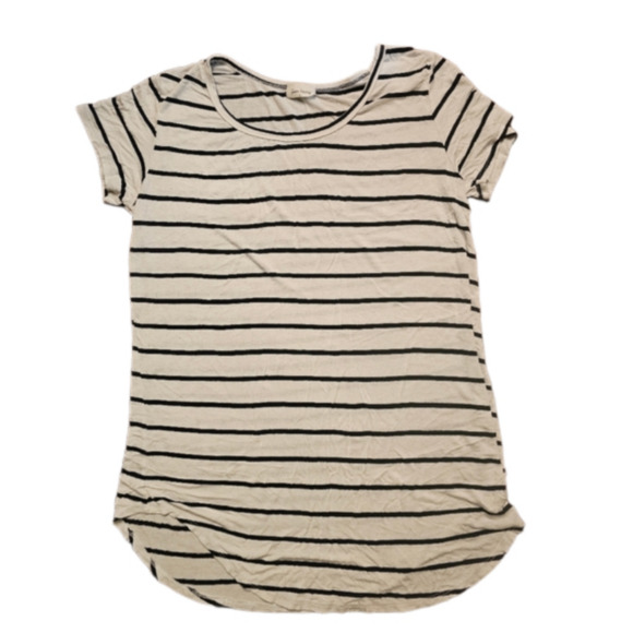 FREE KISSES white navy stripe t-shirt. Size XL. EXCELLENT CONDITION! - Picture 1 of 3